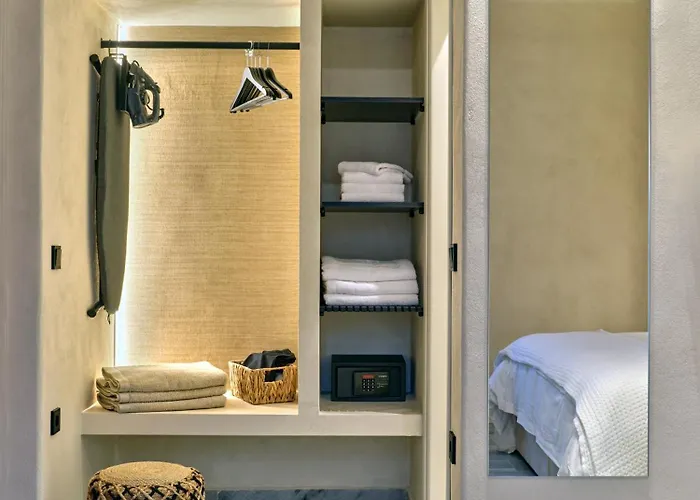 Anchorage Paros Private Retreat Hotel *