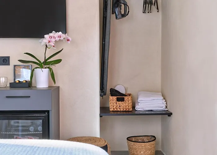 Anchorage Paros Private Retreat Hotel