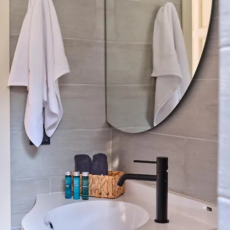 Anchorage Paros Private Retreat *