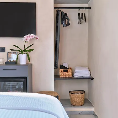 Anchorage Paros Private Retreat Hotel